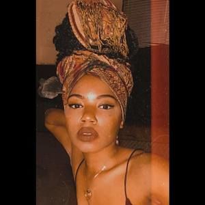 Meet your Posher, Mariah